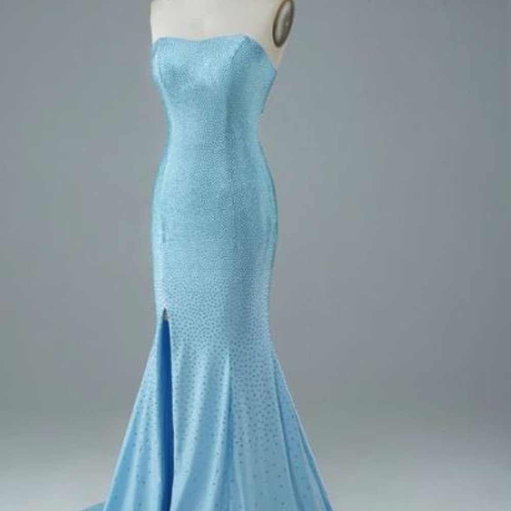 Beautiful Light Blue Strapless, Mermaid, Floor Length Dress (Stretchy, Size 2-6)